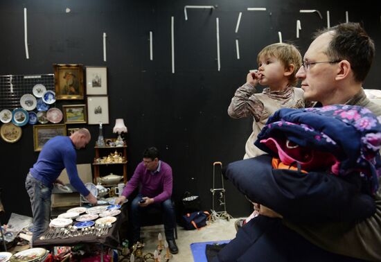 Winter flea market at Museum of Moscow