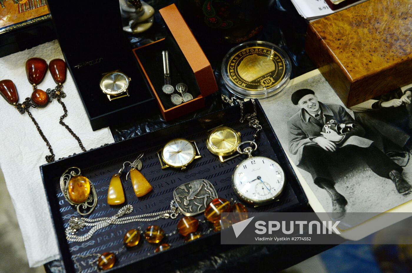 Winter flea market at Museum of Moscow