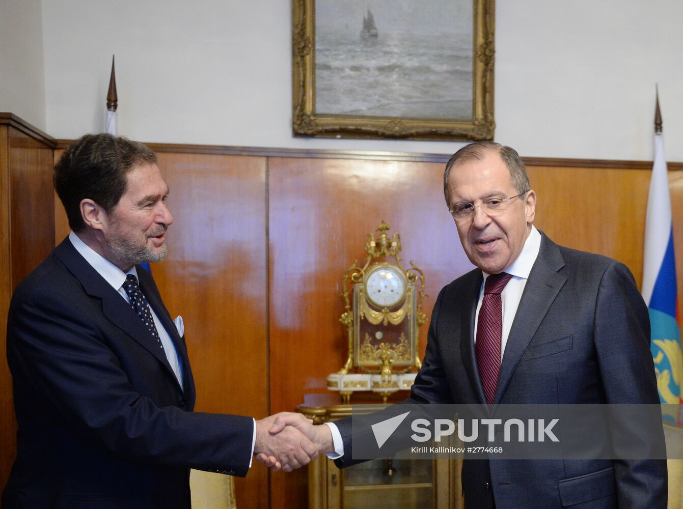 Russian Foreign Minister Sergei Lavrov meets with BSEC Secretary General Michael Christidis