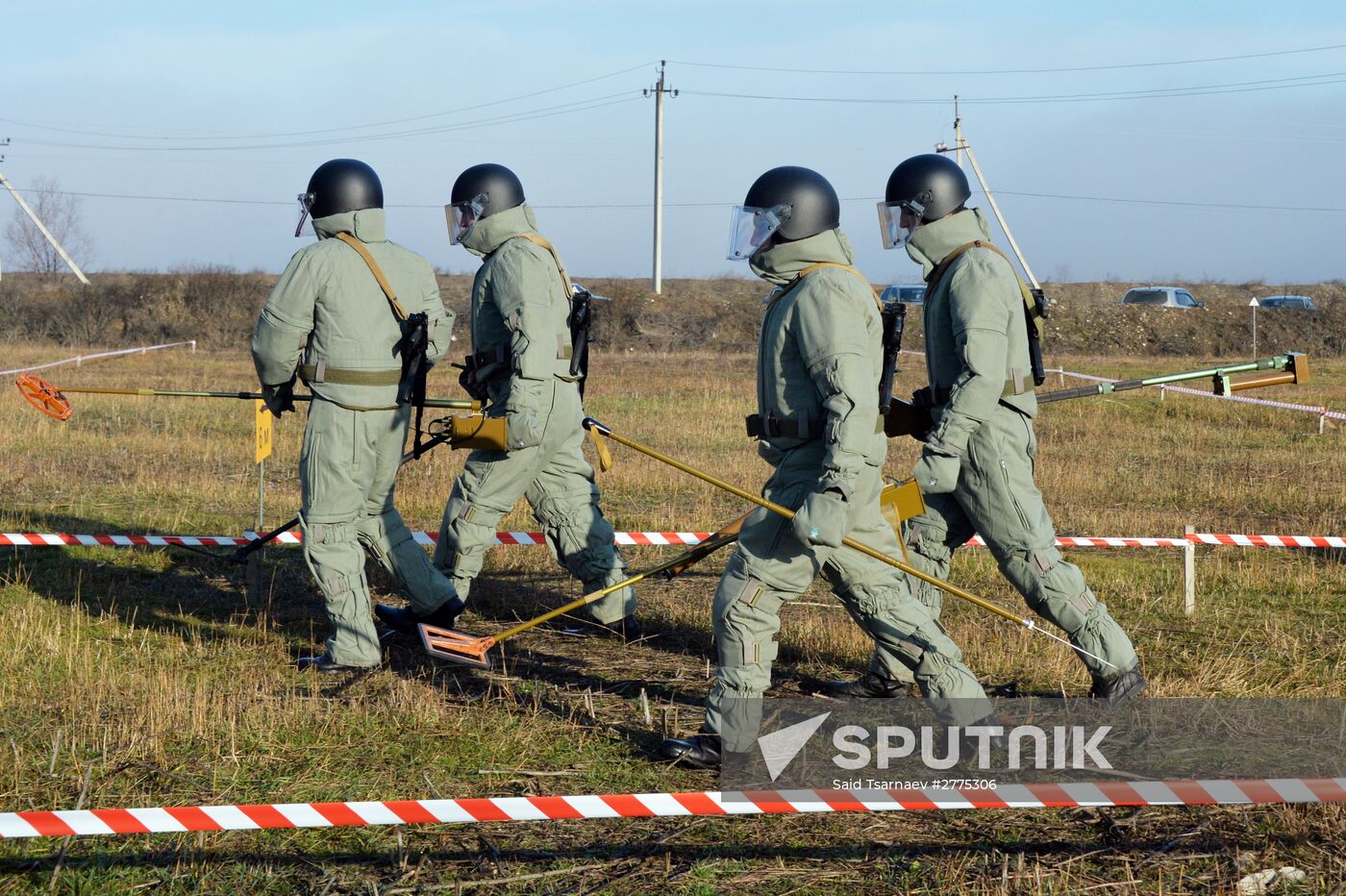 Combat engineer units exercise in Russian cities