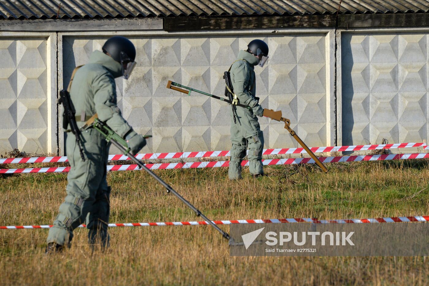 Combat engineer units exercise in Russian cities
