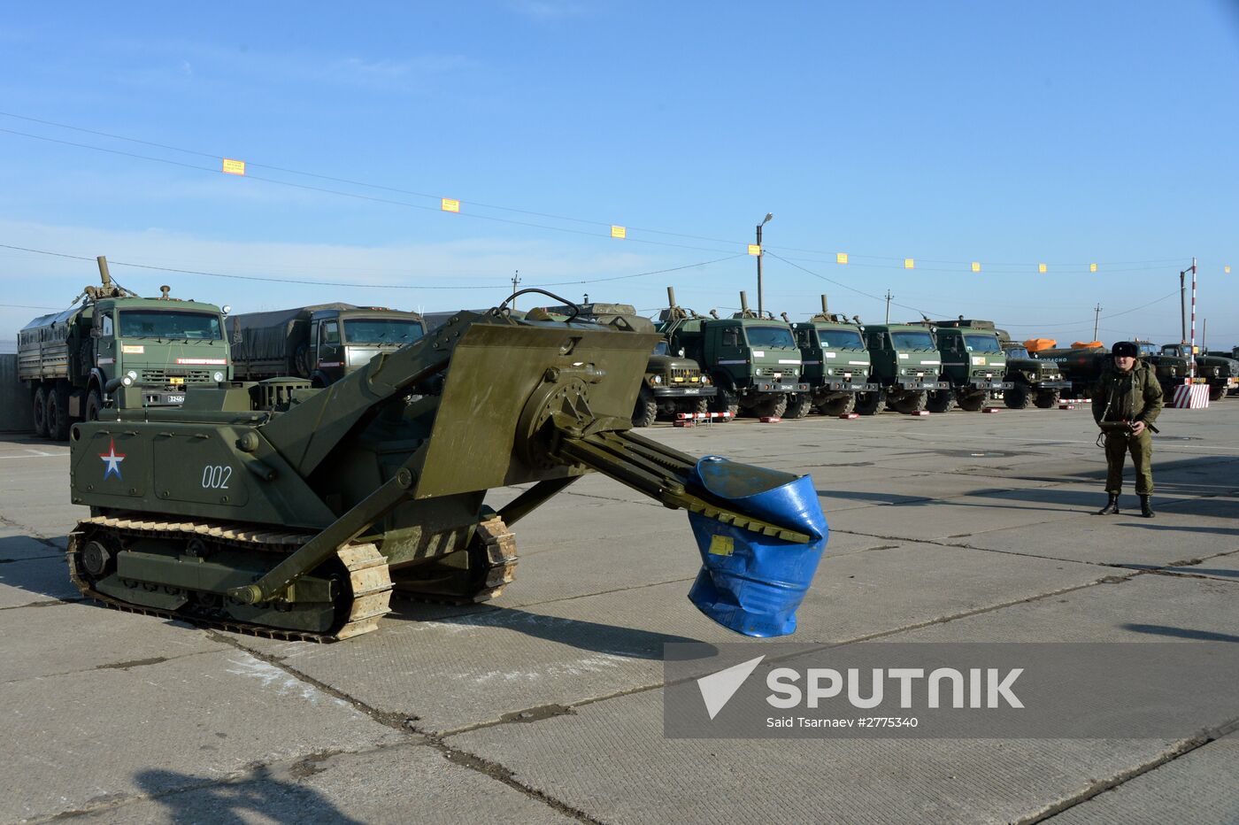 Combat engineer units exercise in Russian cities