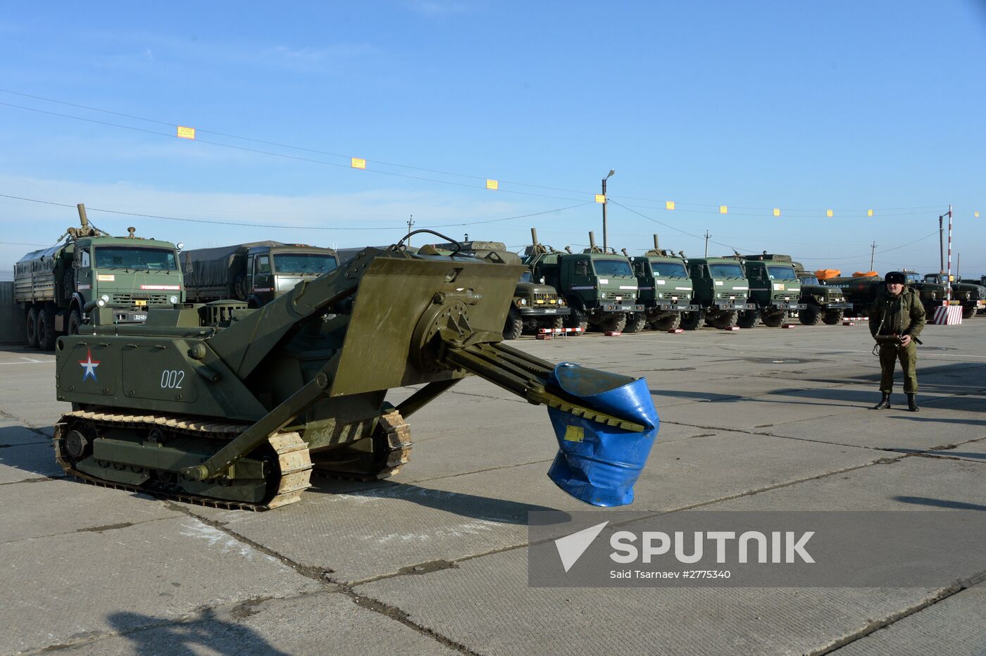 Combat engineer units exercise in Russian cities