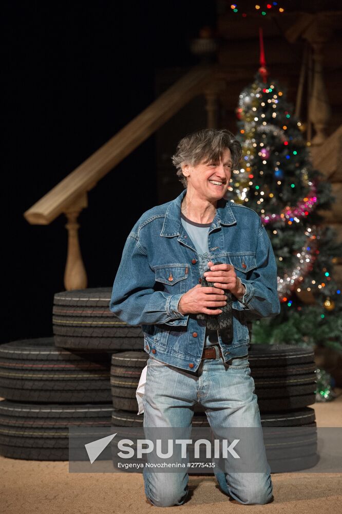 Dress rehearsal of 'Energetic People' at Mossovet Theatre