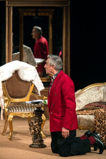 Dress rehearsal of 'Energetic People' at Mossovet Theatre