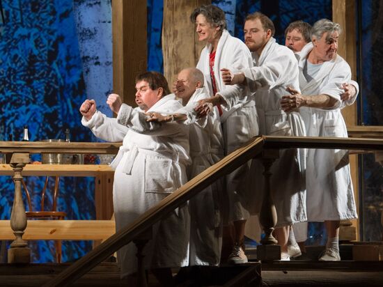 Dress rehearsal of 'Energetic People' at Mossovet Theatre