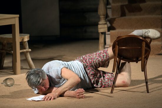 Dress rehearsal of 'Energetic People' at Mossovet Theatre