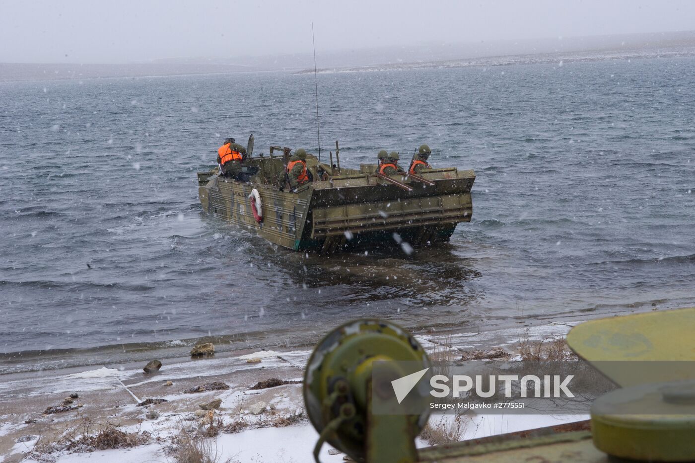 Combat engineer units exercise in Russian cities