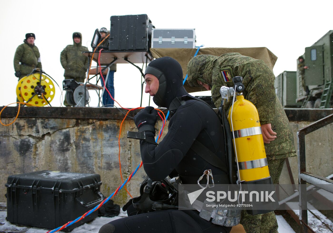 Combat engineer units exercise in Russian cities