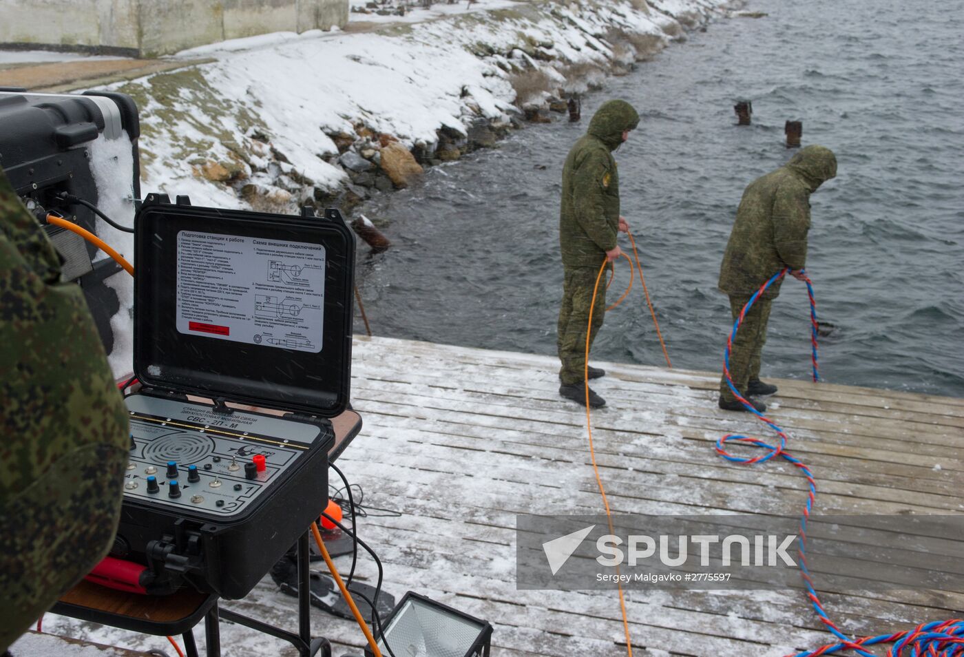 Combat engineer units exercise in Russian cities