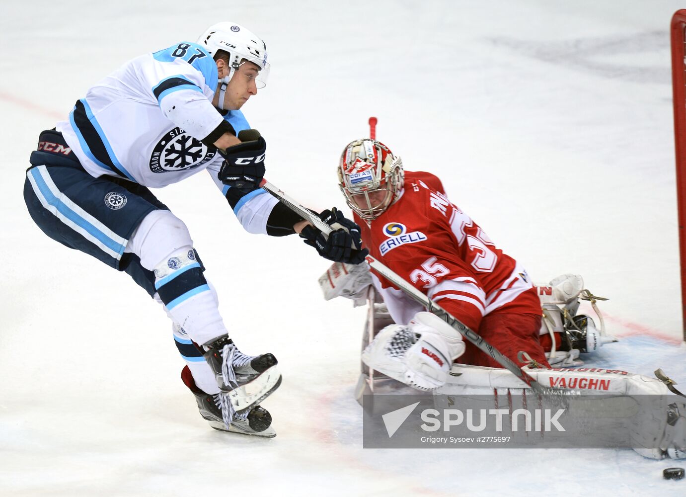 Hockey. KHL. Spartak vs Sibir