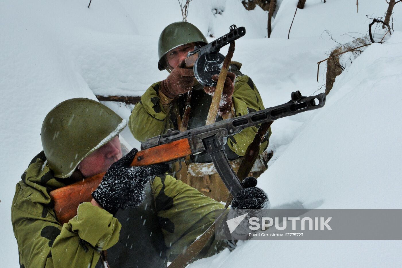Russian Engineering Corps' stormtroopers during drills