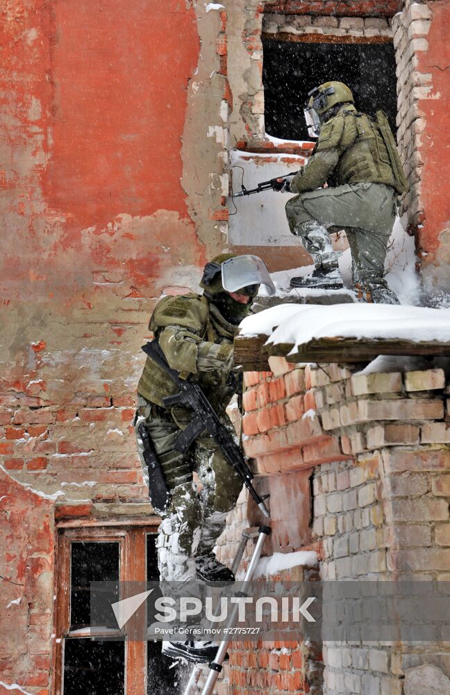 Russian Engineering Corps' stormtroopers during drills