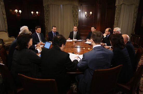 Prime Minister Dmitry Medvedev at meeting with members of Government Expert Council