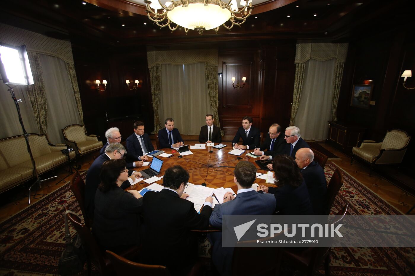 Prime Minister Dmitry Medvedev at meeting with members of Government Expert Council