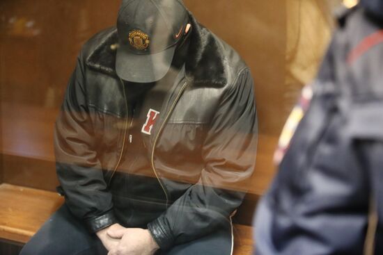 Cheryomushkinsky Court hears investigators' petition for arrest of Alexander Velichko