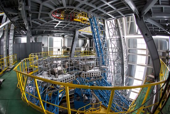 Assembly of Soyuz carrier rocket ahead of its first launch from Vostochny space center
