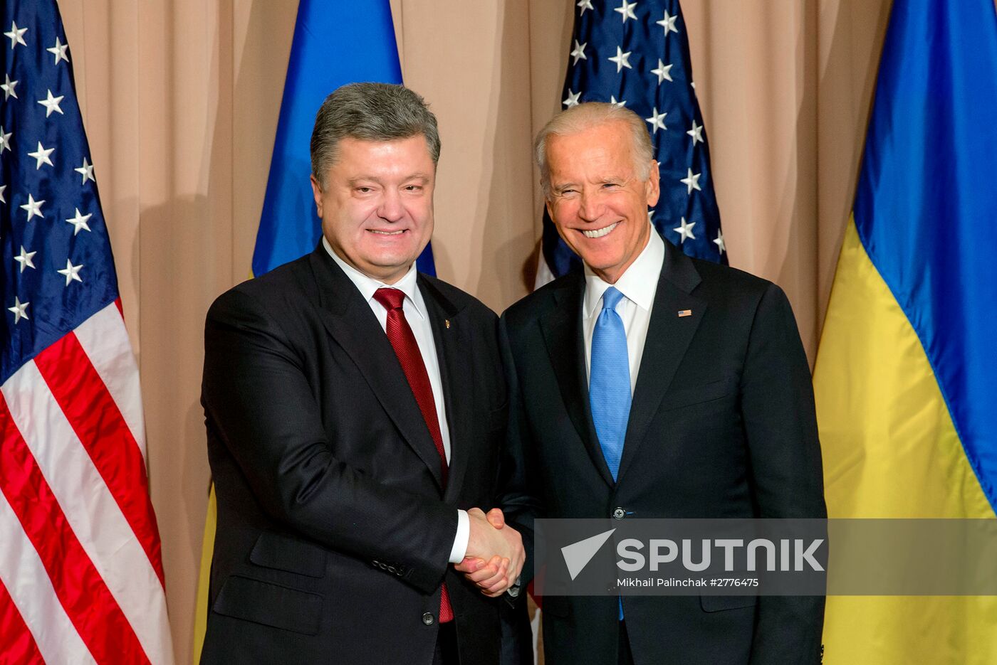 Ukrainian President Petro Poroshenko meets US Vice President Joe Biden and Secretary of State John Kerry