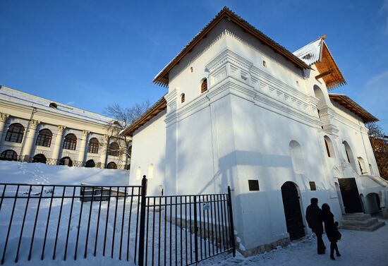 Old English Courtyard opens in Moscow after renovation