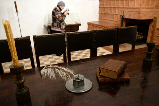 The Old English Yard opens in Moscow after restoration.