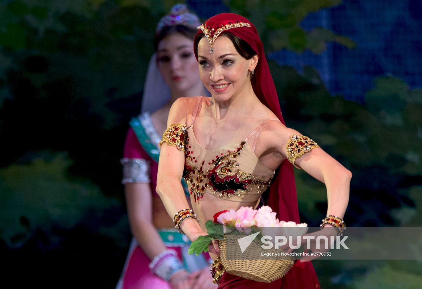 Final rehearsal of La Bayadère at State Kremlin Palace