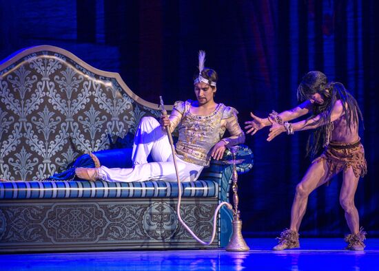 Final rehearsal of La Bayadère at State Kremlin Palace
