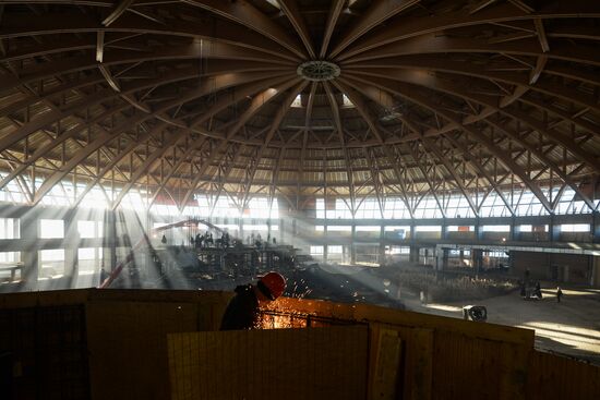 Construction of indoor water park in Novosibirsk