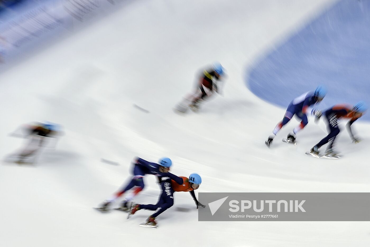 European Short Track Speed Skating Championships. Day One