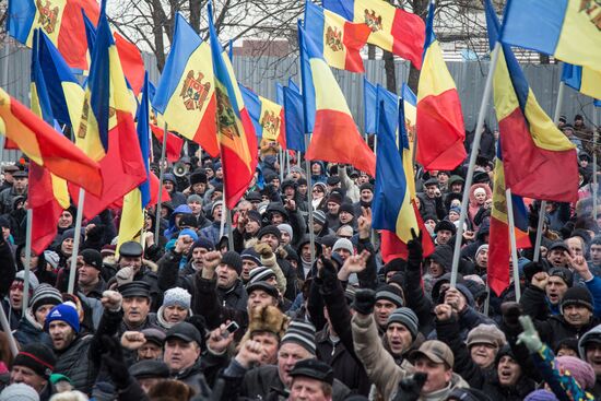 Mass protests in Chisinau
