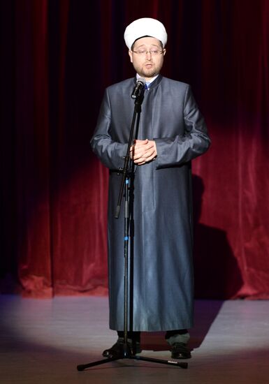 Mawlid an-Nabi theatrical performance dedicated to Prophet Muhammad