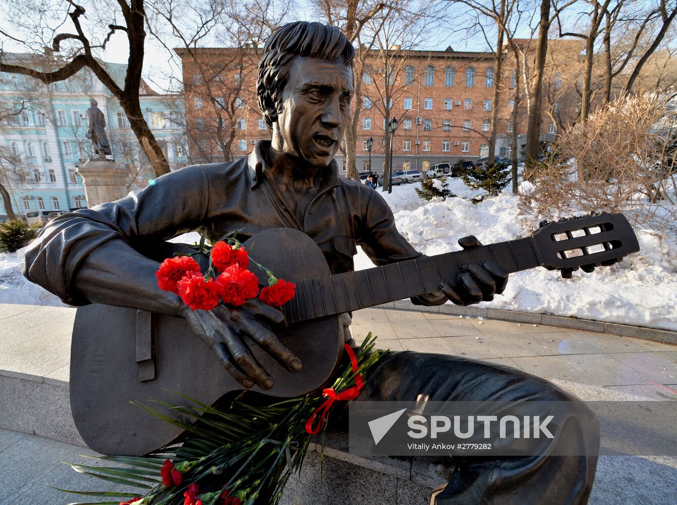Vladivostok marks Vladimir Vysotsky's 78th birthday