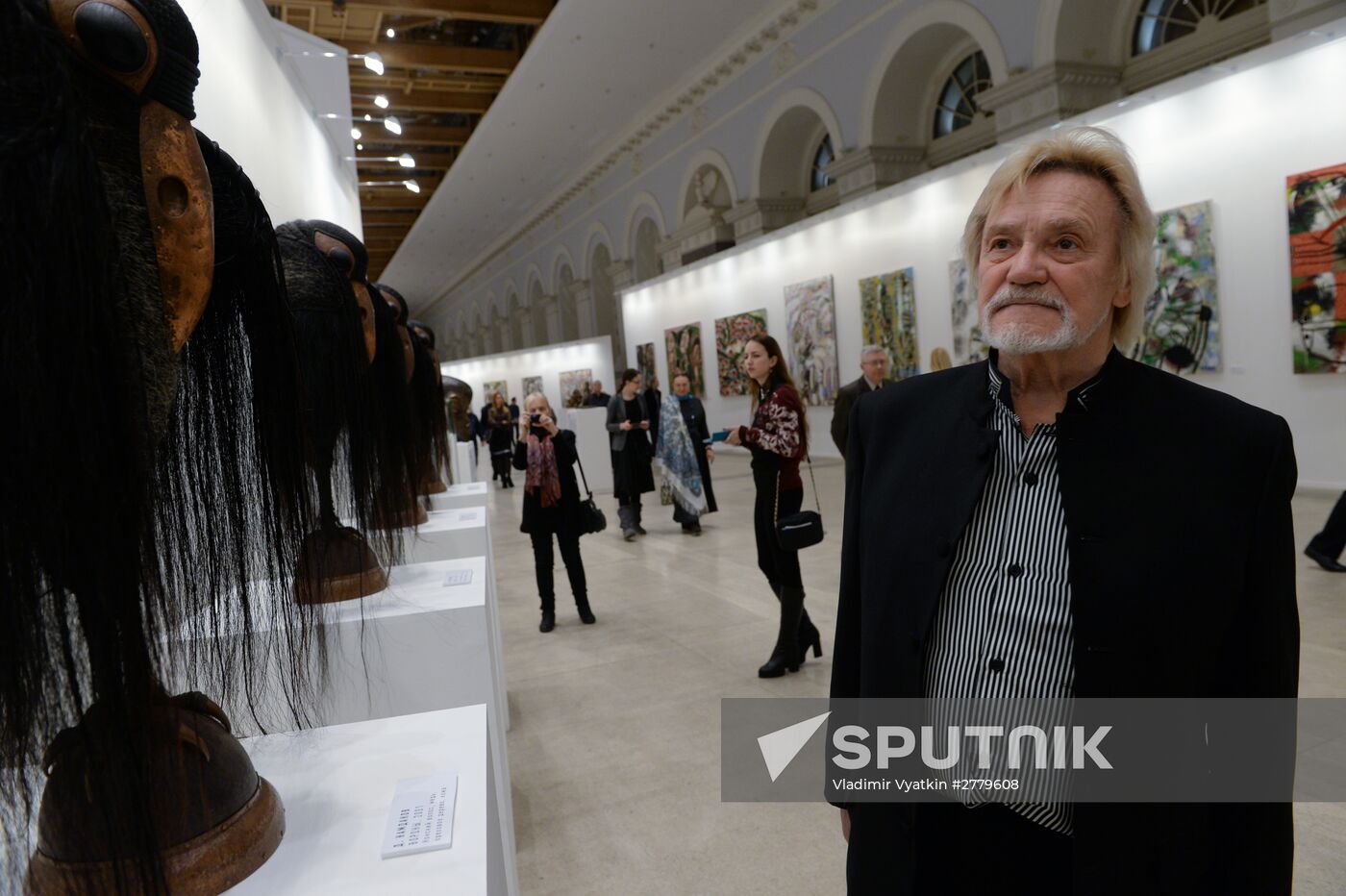 Exhibition Russian World Gallery in Central Manege