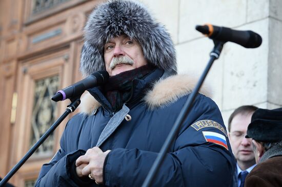 Unveiling memorial plaque in honor of People's Artist of the USSR Yevgeny Vesnik