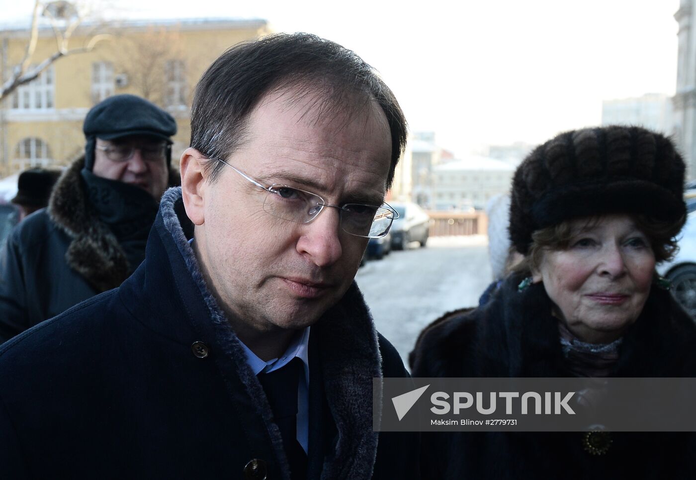 Unveiling memorial plaque in honor of People's Artist of the USSR Yevgeny Vesnik