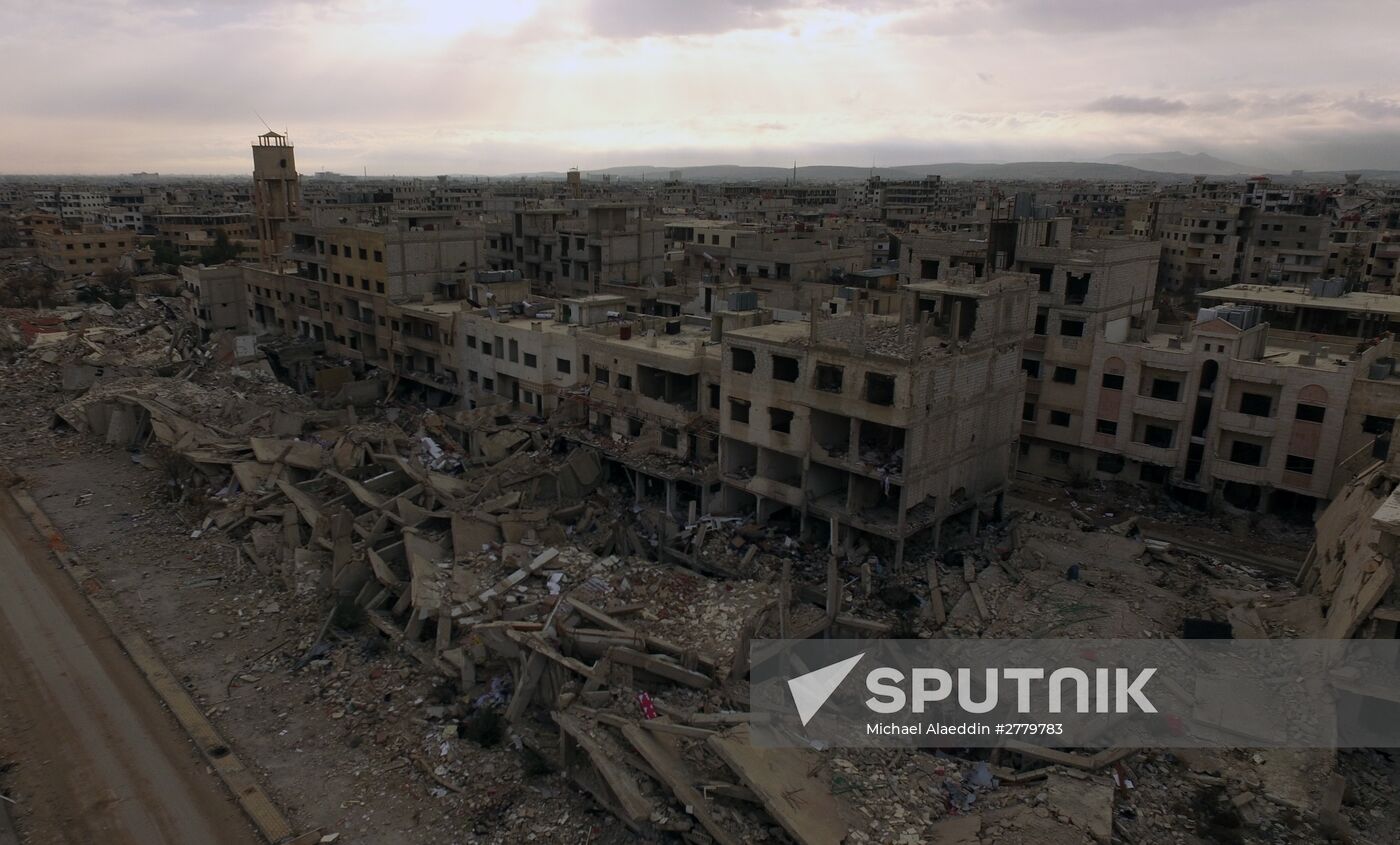 Syrian army fights in Syria's Darayya