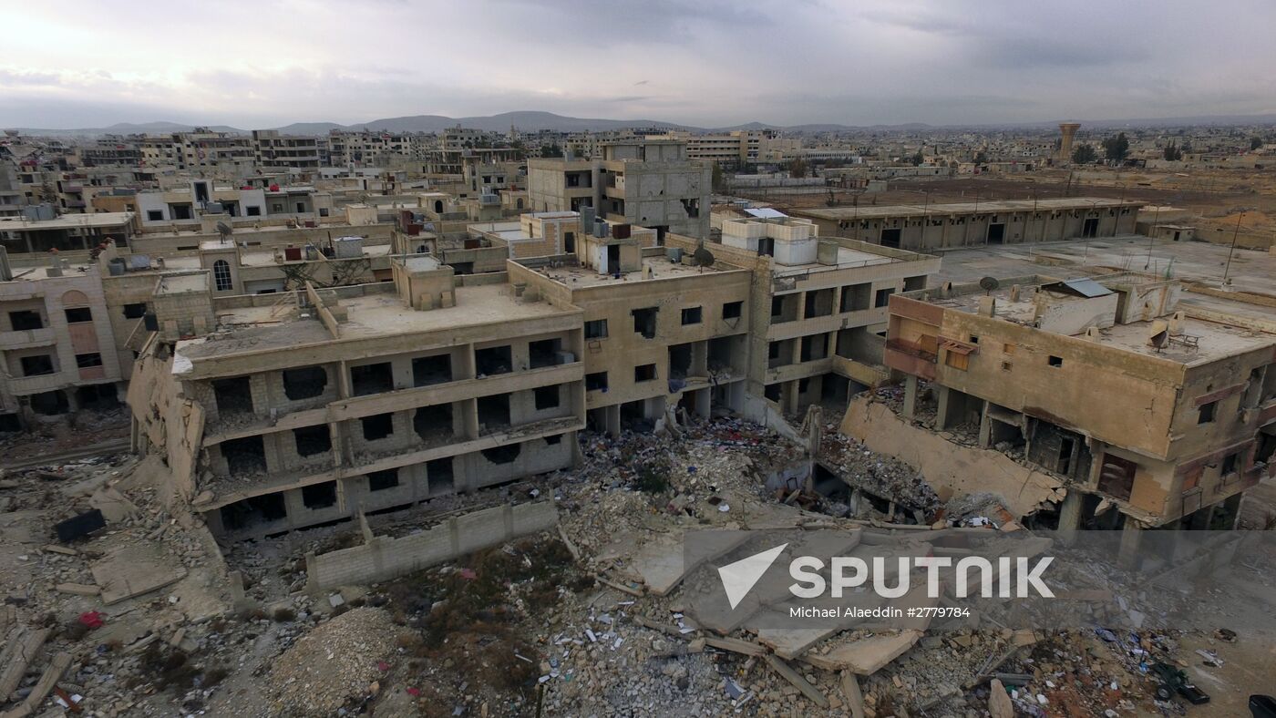 Syrian army fights in Syria's Darayya