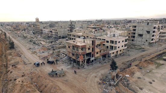 Syrian army fights in Syria's Darayya