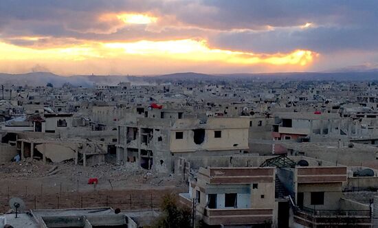 Syrian army fights in Syria's Darayya
