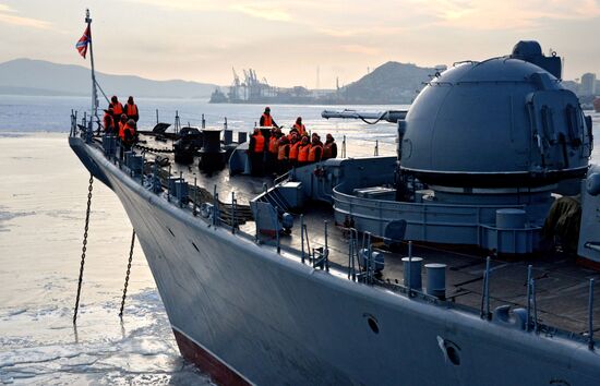 Welcome ceremony for Pacific Fleet's ships in Vladivostok