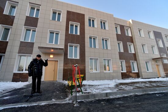 Opening of new houses built as part of the program to relocate people from run-down buildings in Vladivostok