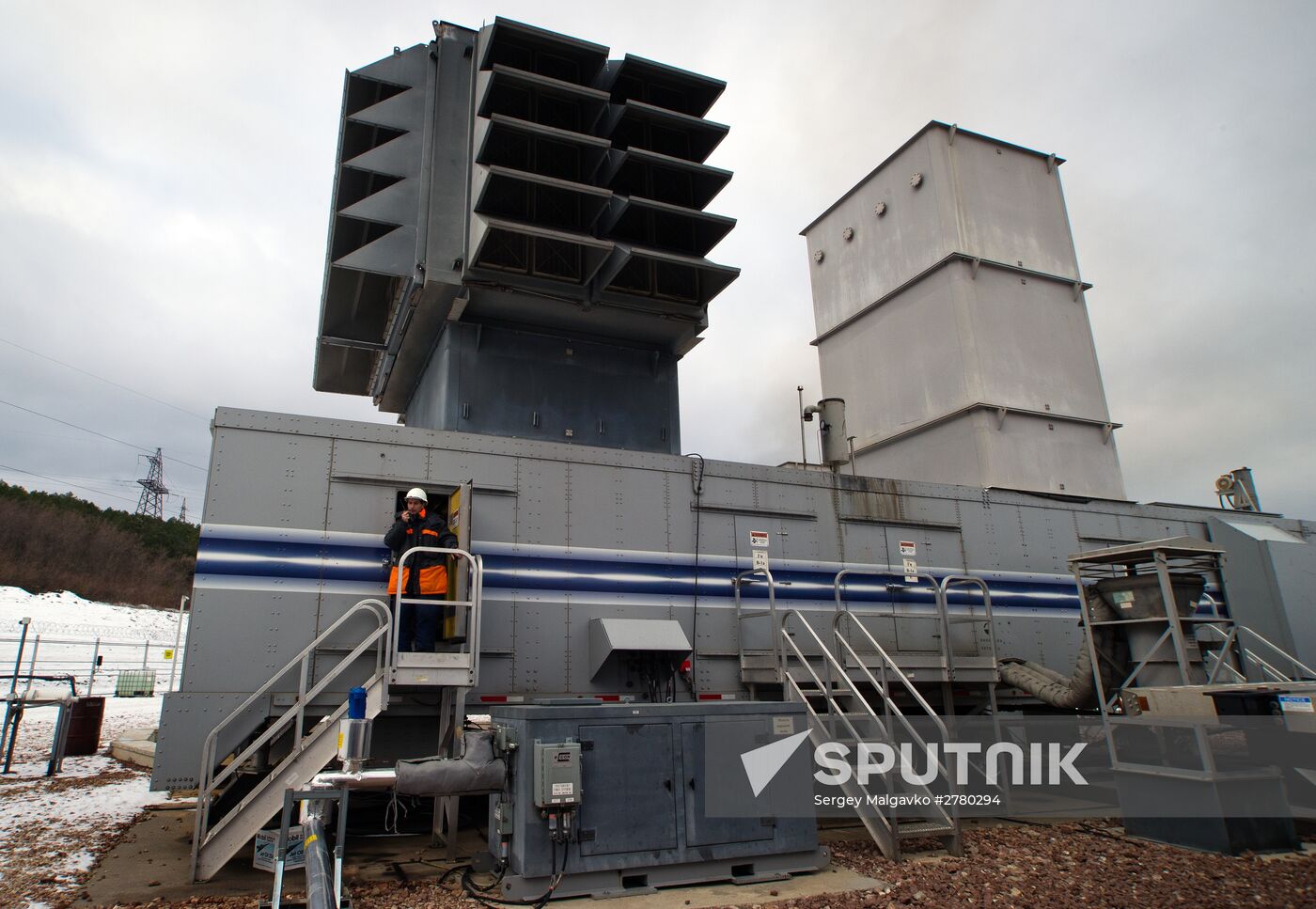 Fifteen mobile gas turbine power plants generate power for Crimea