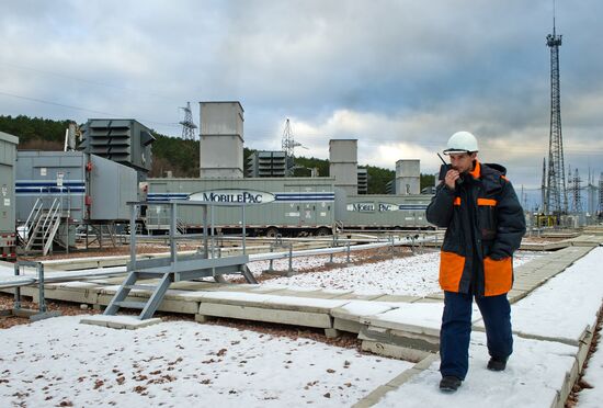 Fifteen mobile gas turbine power plants generate power for Crimea