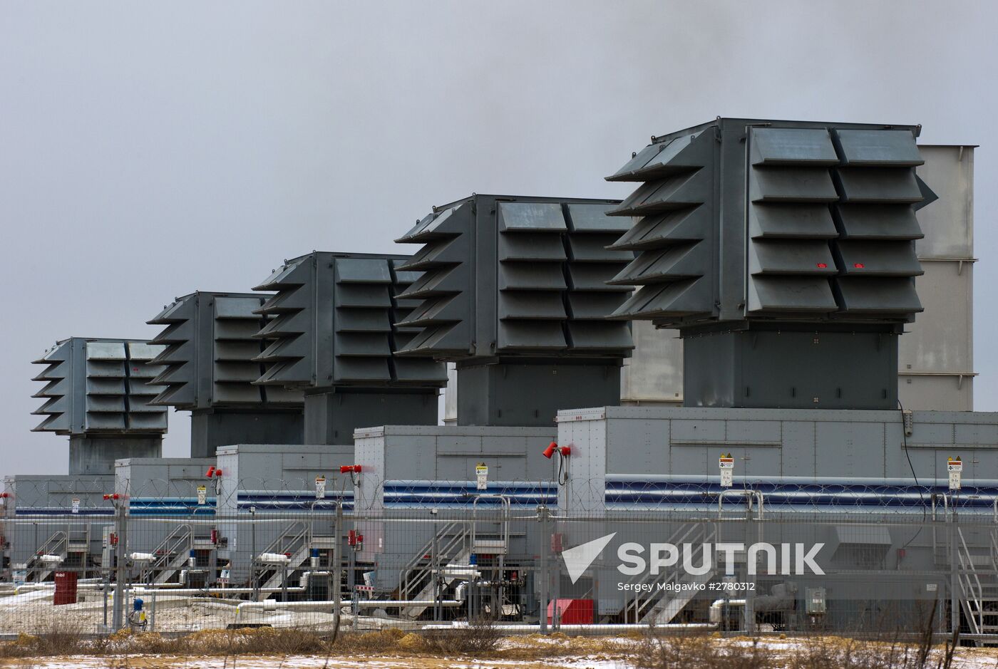 Fifteen mobile gas turbine power plants generate power for Crimea