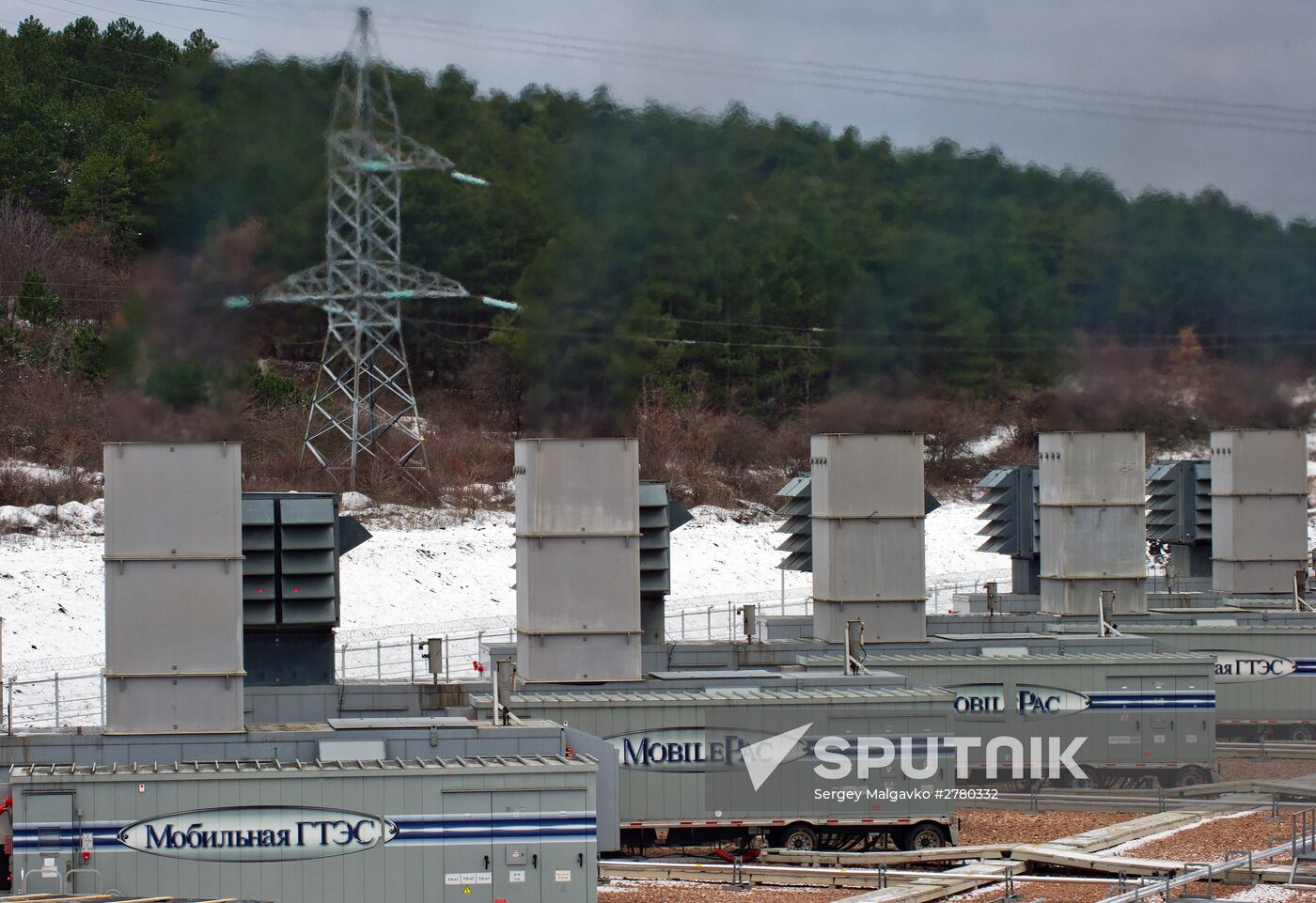 Fifteen mobile gas turbine power plants generate power for Crimea