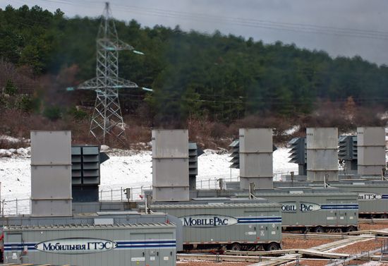 Fifteen mobile gas turbine power plants generate power for Crimea