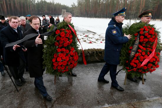 Ceremony to lay wreaths in memory of Soviet war prisoners killed in Sobibor extermination camp