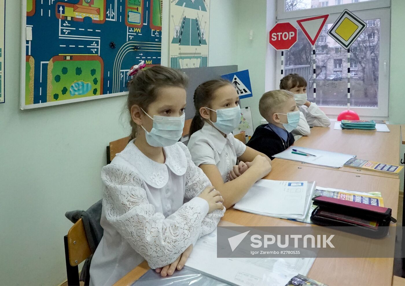 Kaliningrad schoolchildren study driving regulations