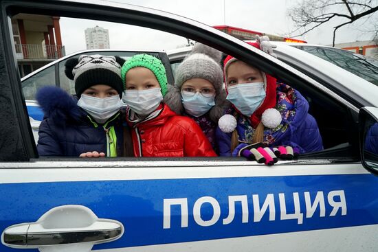 Kaliningrad schoolchildren study driving regulations