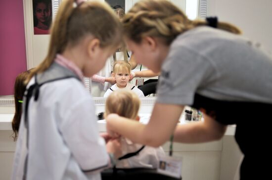 Kidzania game training park opens in Moscow