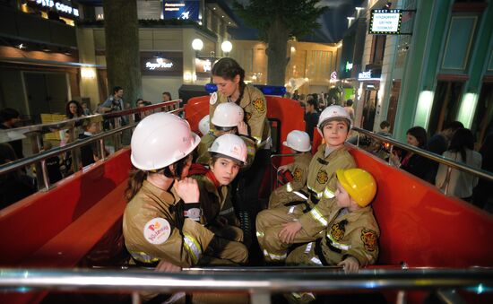 Kidzania game training park opens in Moscow